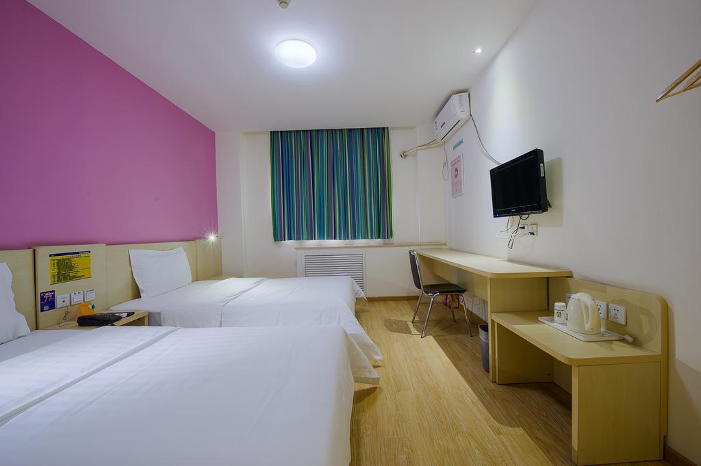 7Days Inn Luoyang Longmen Avenue Normal College Luoyang (Henan) Exterior foto