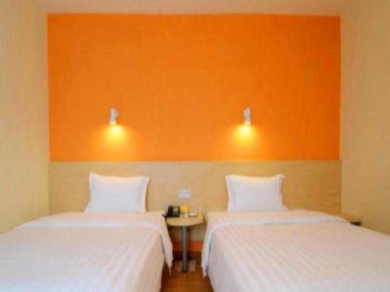 7Days Inn Luoyang Longmen Avenue Normal College Luoyang (Henan) Exterior foto